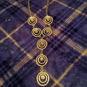 Gold dangle necklace